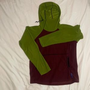 Melanzana micro grid fleece